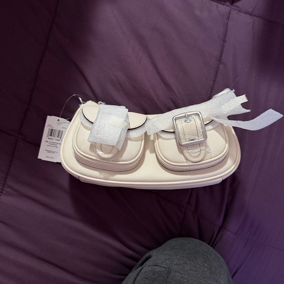 Coach Ashton Bag - Picture 5 of 6